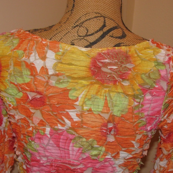 Floral Shredded Top - Instyle - Picture 6 of 7